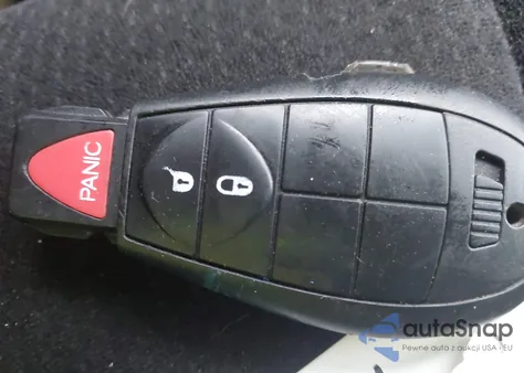 2011 Dodge Grand Caravan Mainstreet z USA, uszkodzony, nr VIN 2D4RN3DG4BR611890